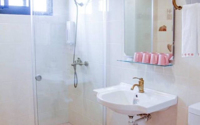 Elfin Kids and Pets B&B