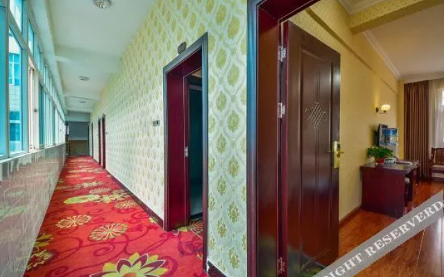 Oyo Minghe Hotel
