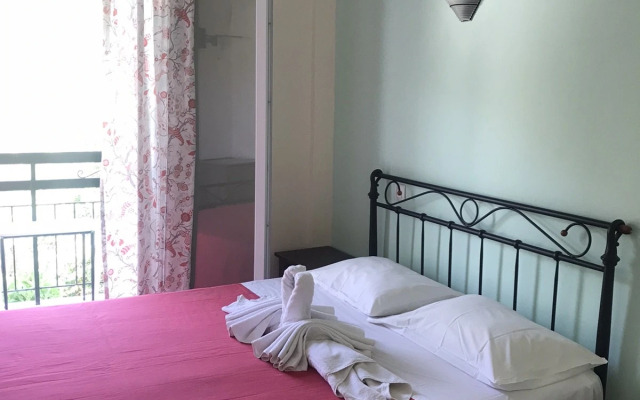 Hotel Loutrouvia