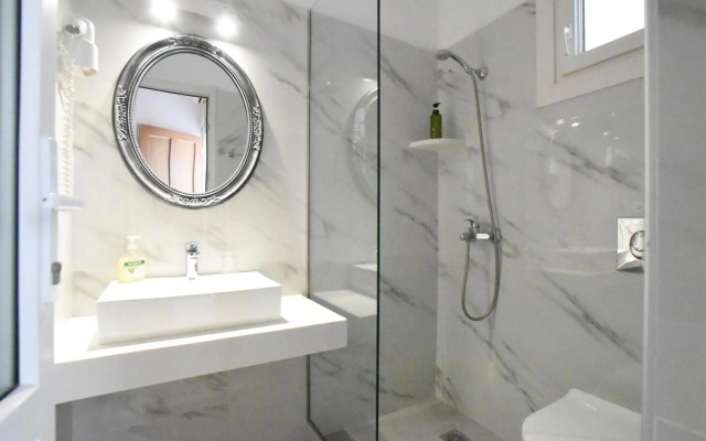 Asteri Hotel