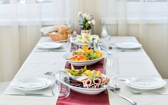 Granada Conference, Wellness and Sport Hotel