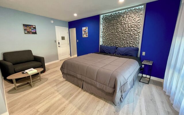 Quintessence ApartHotel