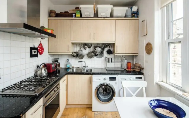 Stylish Central London Flat Near Tower Bridge