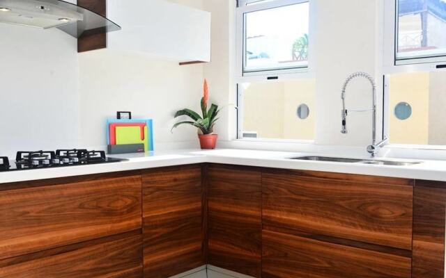 Condo Las Olas 306 by Playa Paradise