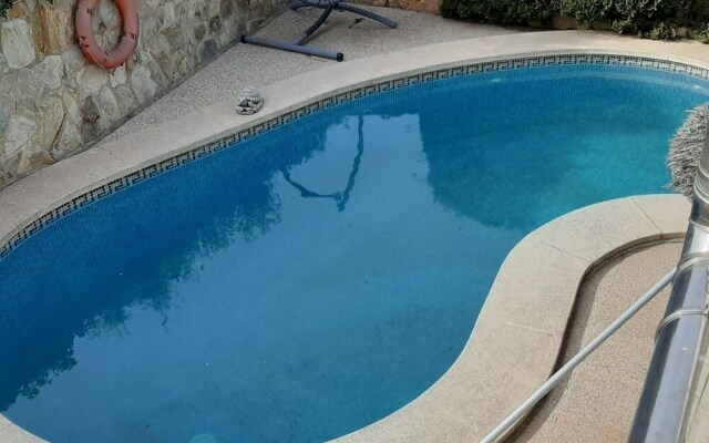 Plush Holiday Home in Llucmajor with Jacuzzi and Sauna