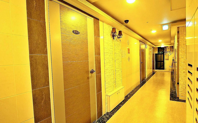 Eel Guest House