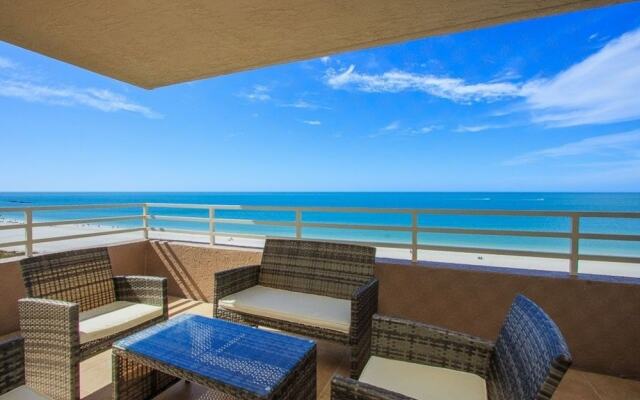 Som 701 - Somerset 3 Bedroom Condo by Redawning