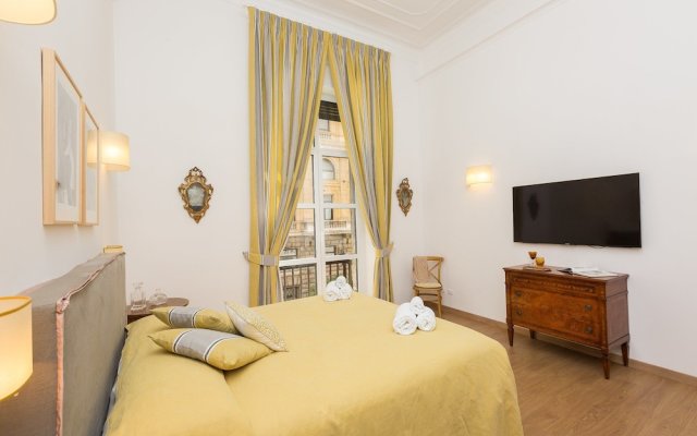 Prestigious Apartment Via Barberini