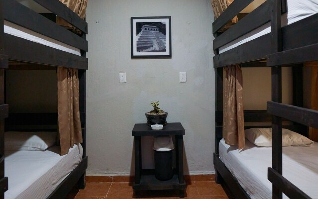 Hostal Ixchel - Hostel