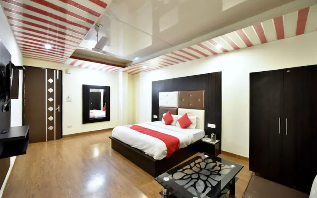 Hotel Dalhousie Grand