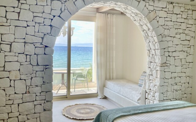 Byblos Aqua, The Amazing Sea Front Villa