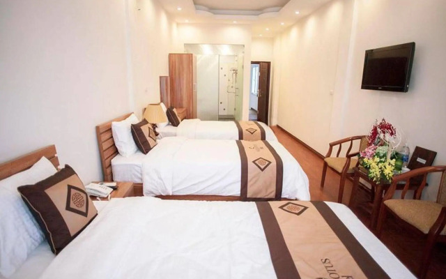 Wild Lotus Hotel & Travel 2