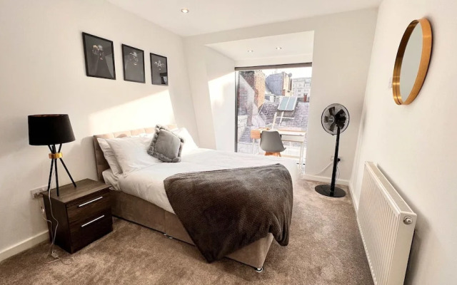 Elegant Stay in Irwell Chambers
