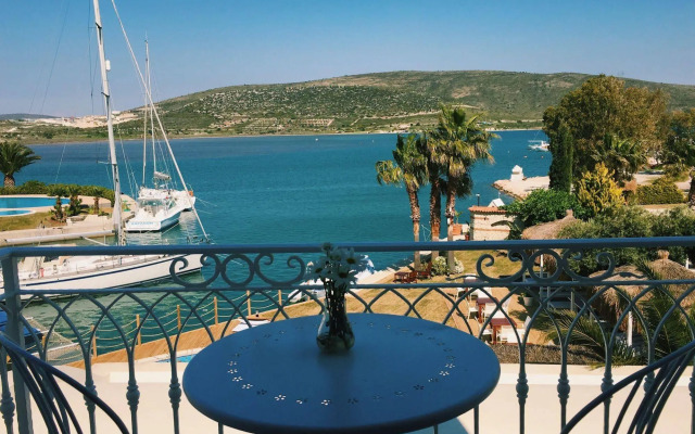 Port Alacati Hotel