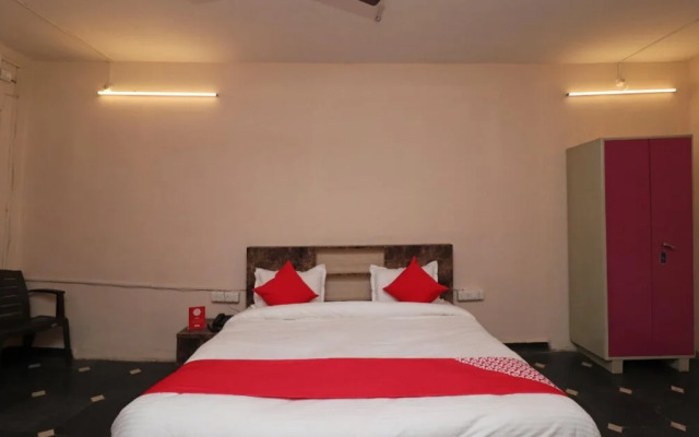 Sai Yatri Niwas By OYO Rooms