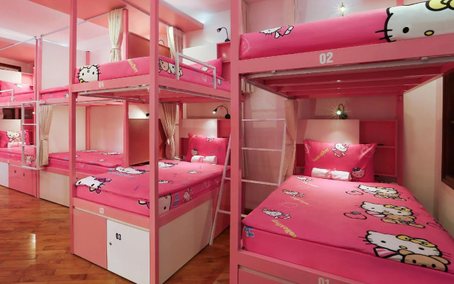 Hanoi High Five Hostel