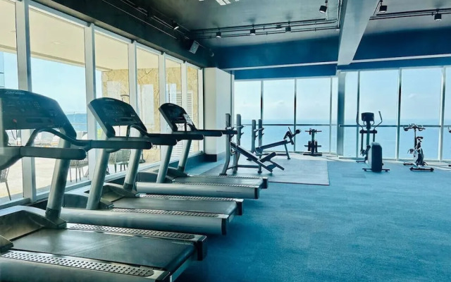 Torre Eleve Apartments