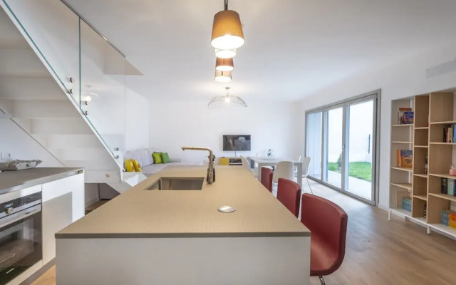 Modern House with Private Garden in Udine