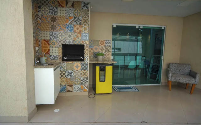 Apto pet Friendly c Churrasqueira a 100m da Praia