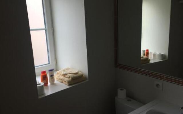 Studio Renove Dans Le Centre Ville