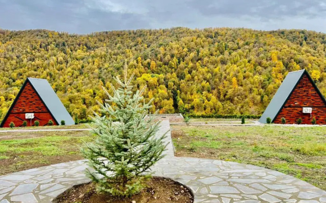Green Villa Resort Small Gray