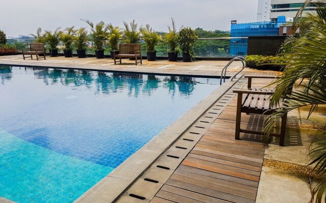 Tree Park Studio Apartment near ICE BSD