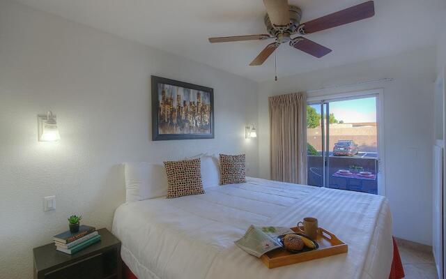 Park Suites At 233 - Free Golf