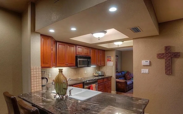 Continental Gardens By Signature Vacation Rentals