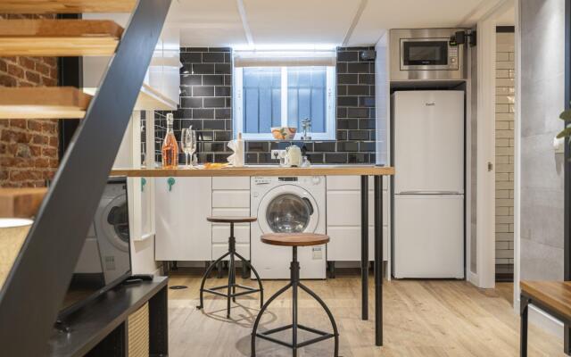 M (MPE35) Apartamento dúplex con patio