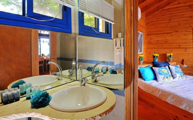 The Golan Cabin