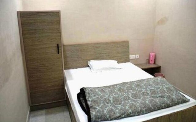 Hotel Jai Hind & Restaurant