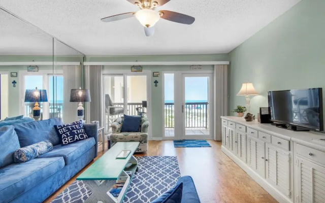 Pinnacle Port B2-208