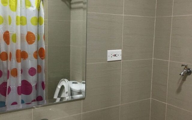 USP Suites at SHELL Residences