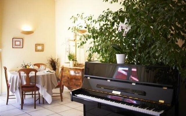 Les Chaumières du Lac