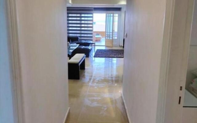 شاليه للايجار المفروش في شاطئ المعموره الاسكندريه للتواصل 01272849001