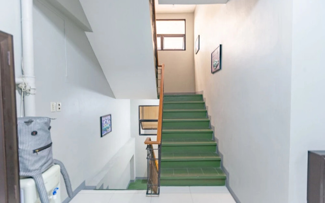 OYO 731 P3K Suites 1 (Vaccinated Staff)