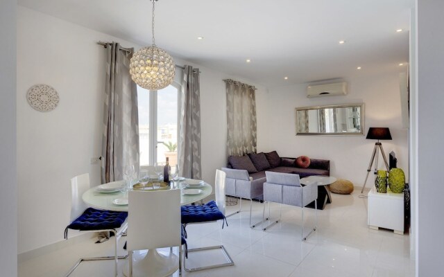 Magical Rooftop Penthouse, Best Location In Sliema