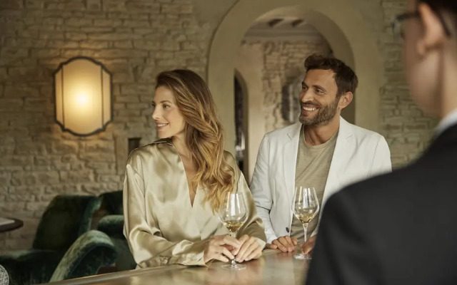 COMO Le Montrachet
