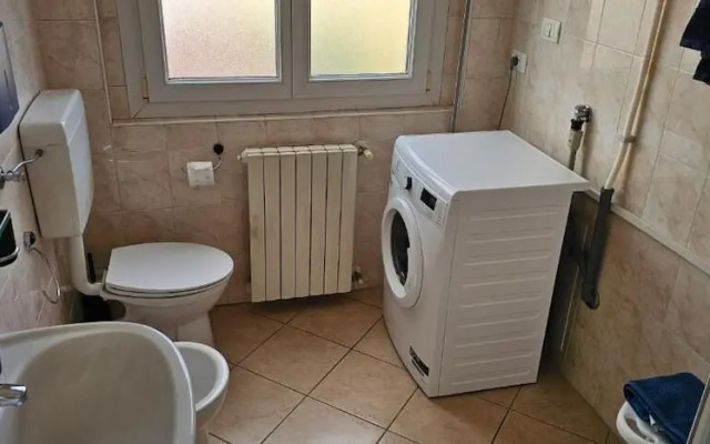 Casa luminosa con parcheggio sotto casa