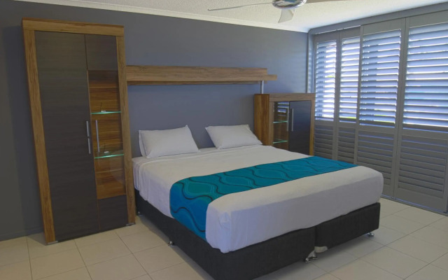 Cairns Aquarius