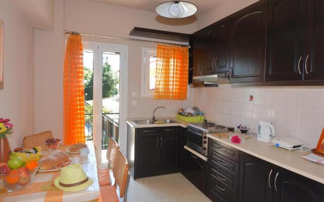 Alexandra Apartment