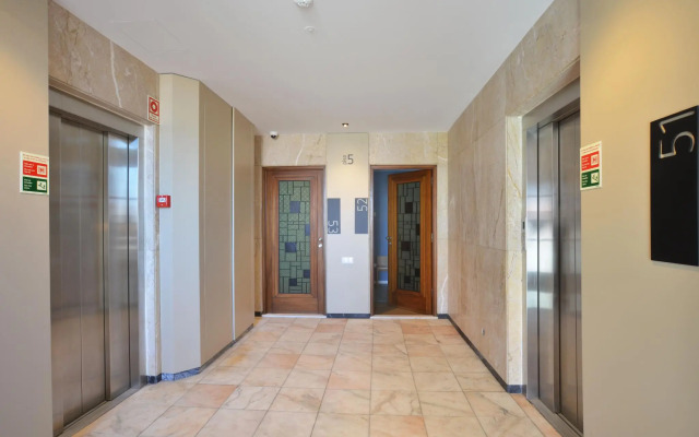 Spot Family Apartments