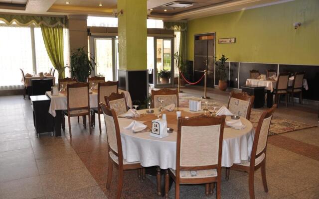 Hotel Sipan1