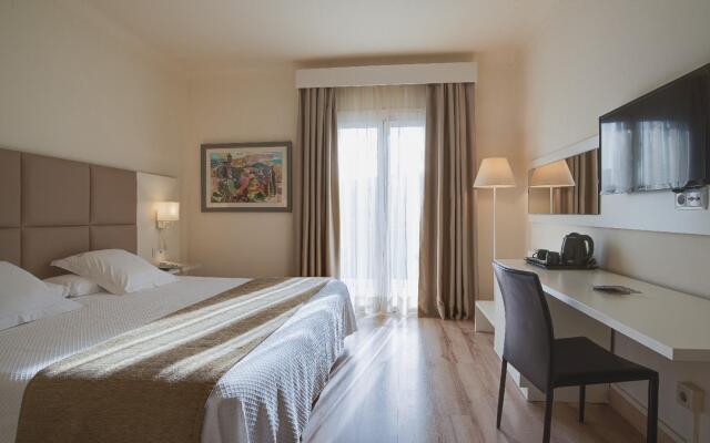 Hotel Pirineo Figueres by Pierre and Vacances