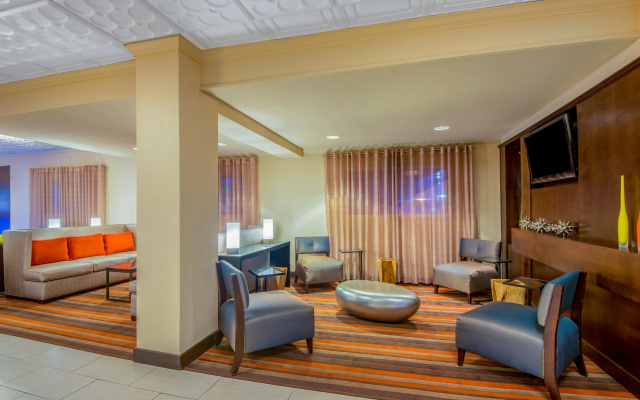 HI Express El Paso Downtown by IHG