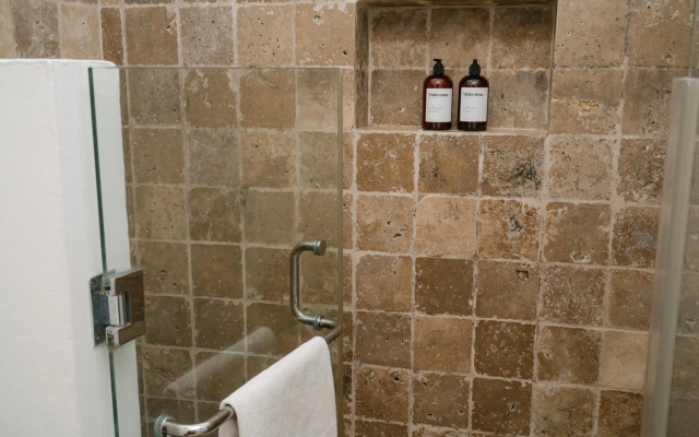 New and Luxurious Apartment