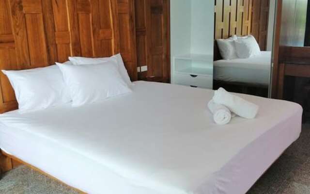 Jairak Hotel