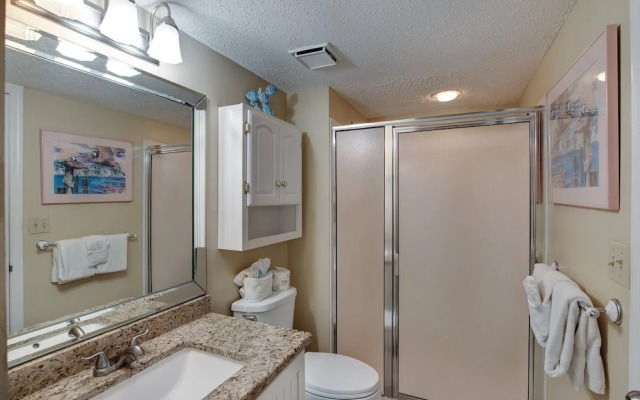 Pelican Beach 1612 2 Bedroom Condo