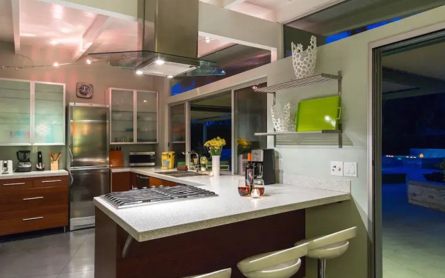 Mesa Mid Century