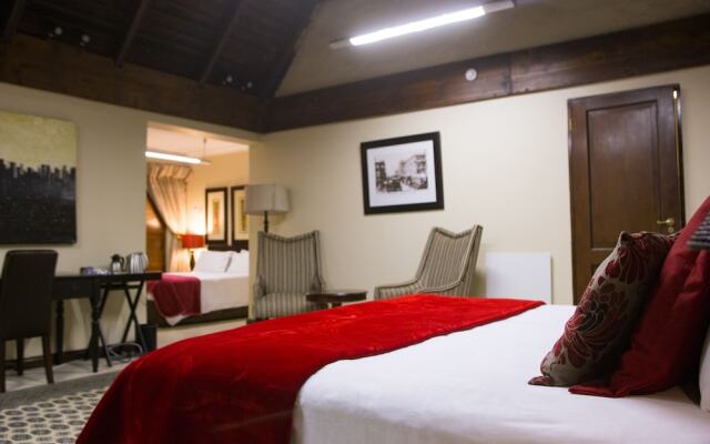 NO66 Sandton Lodge
